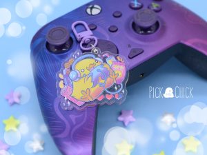 llavero pollito gamer