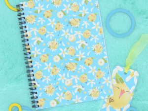 libreta kawaii hecha a mano con estampado de pollito limón